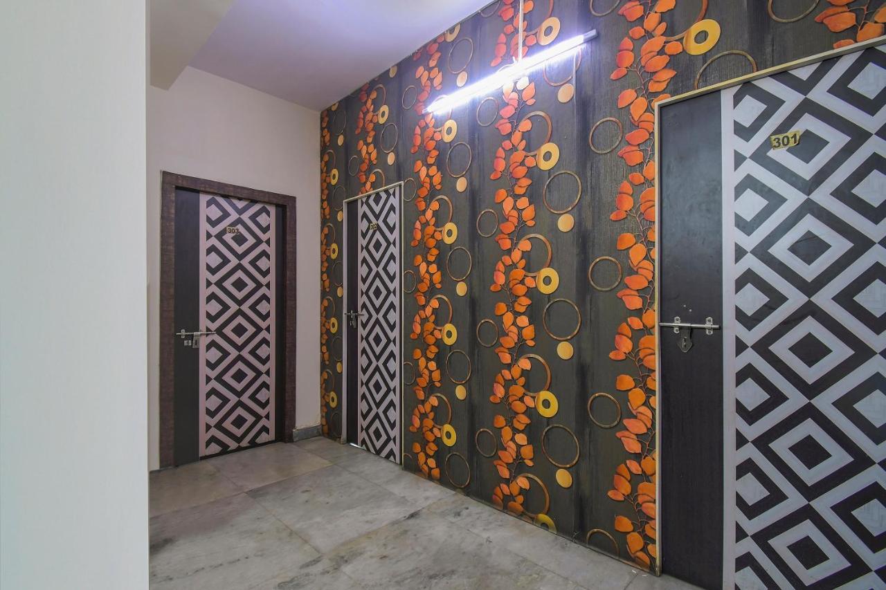 Super Collection O Bricks Inn Hazra Road Near Birla Mandir Calcutá Exterior foto
