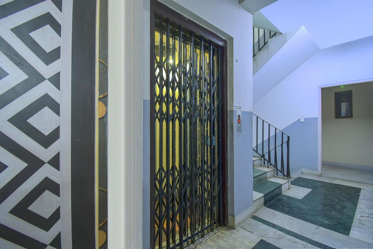 Super Collection O Bricks Inn Hazra Road Near Birla Mandir Calcutá Exterior foto